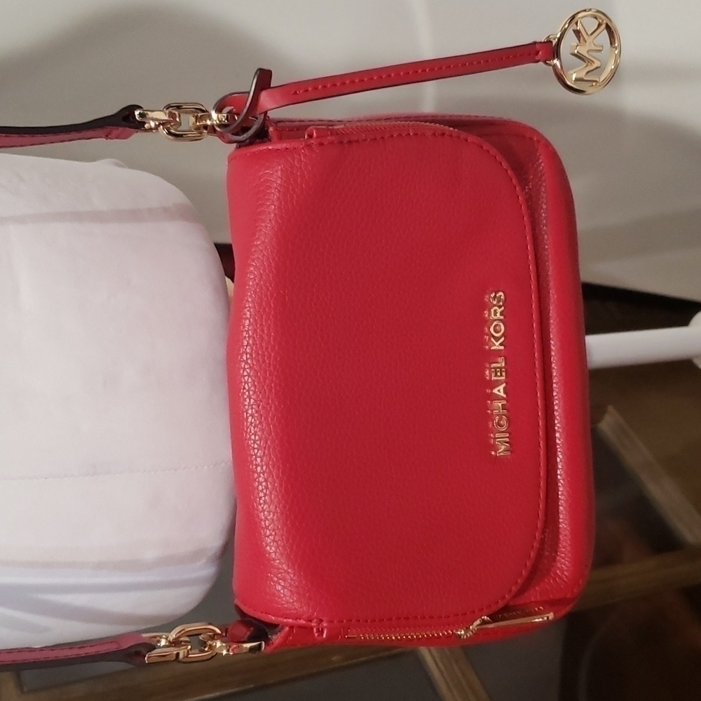 MICHAEL Kors Bedford Small Crossbody NWOT - Picture 1 of 9